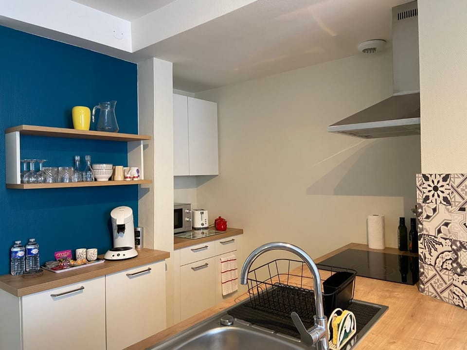 Cosy T1 ! Proche commerces et axes routiers Apartment in Centre-Val de Loire