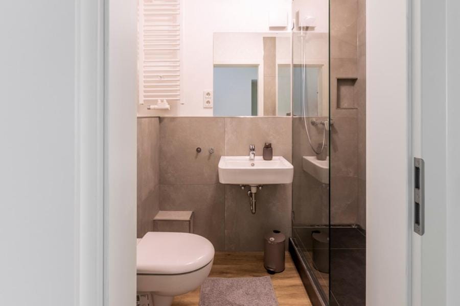 Toilet, Bathroom