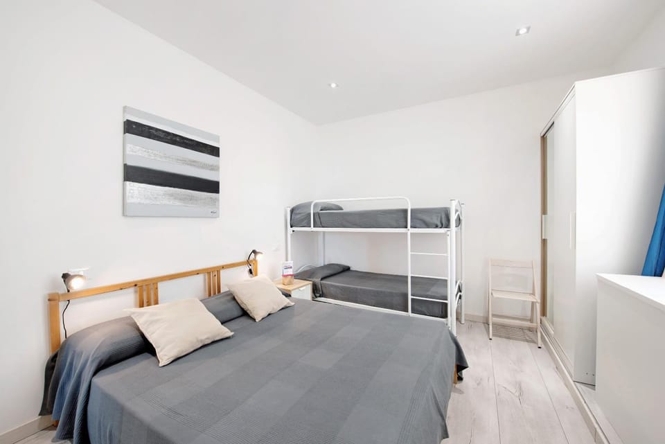 Living room, Bedroom