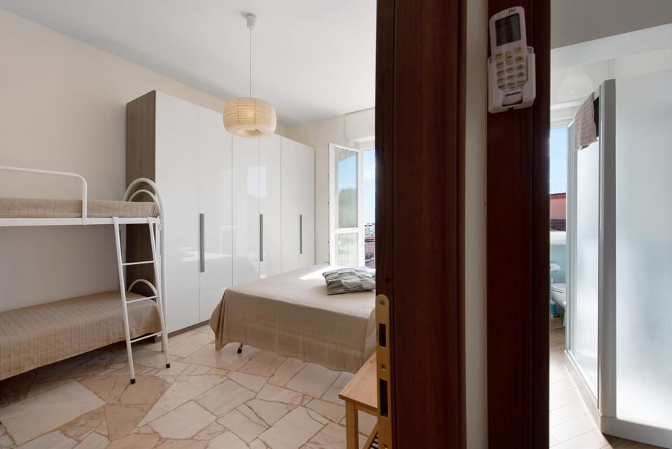 Living room, Bedroom