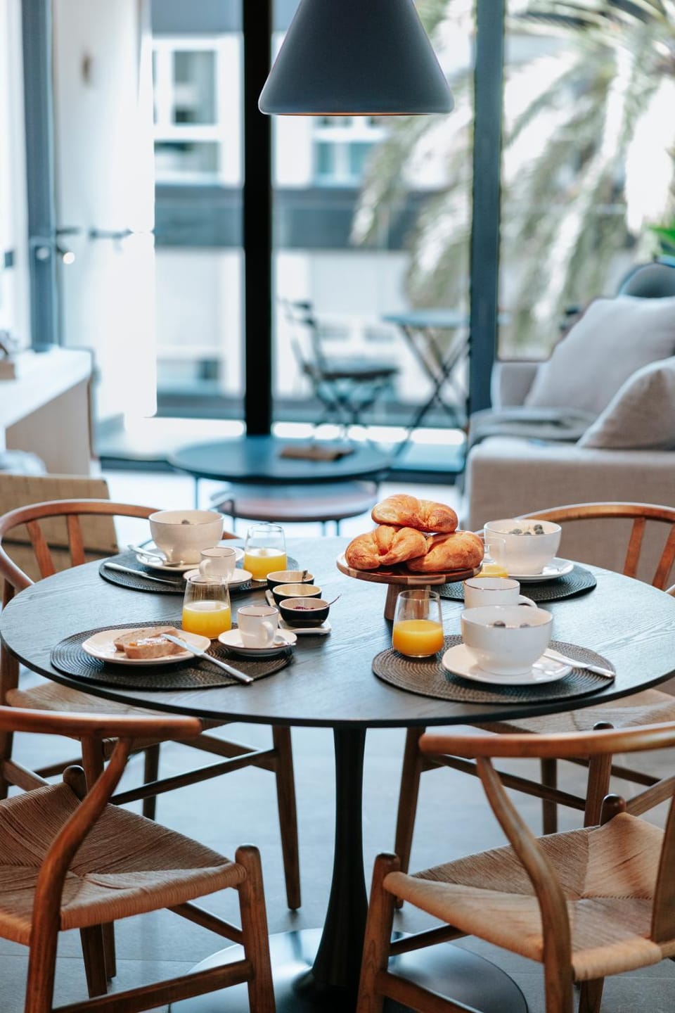 View (from property/room), Living room, Seating area, Dining area, kitchen