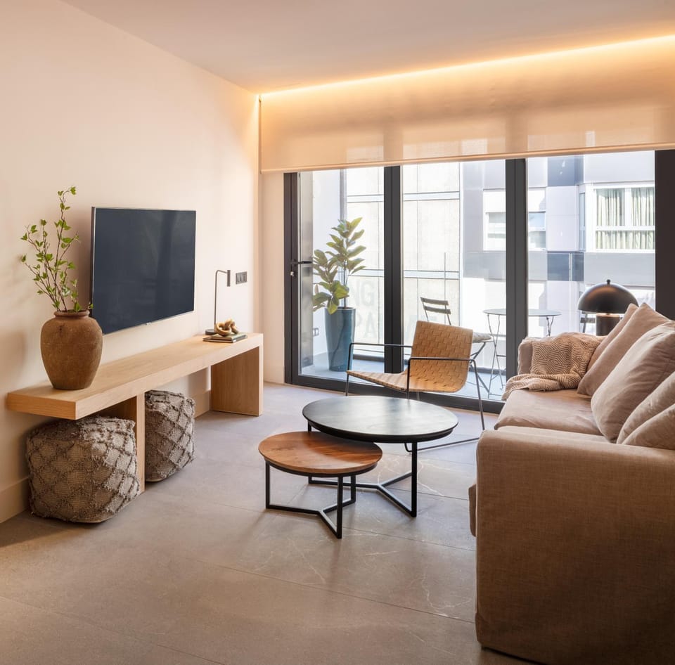 TV and multimedia, Balcony/Terrace, Living room, Seating area