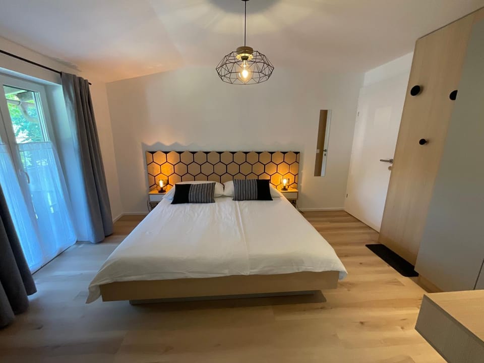 Seaways Apartments - ruhige Lage - Natur & Erholung auf 6500m2 Garten Apartment in Carinthia, Austria