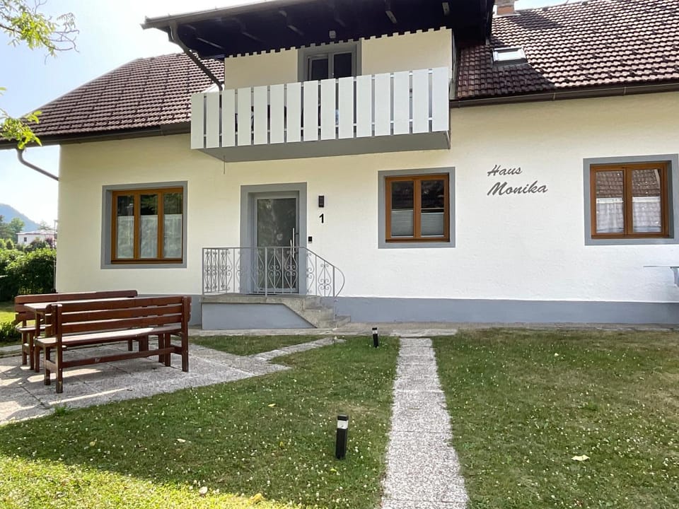 Seaways Apartments - ruhige Lage - Natur & Erholung auf 6500m2 Garten Apartment in Carinthia, Austria