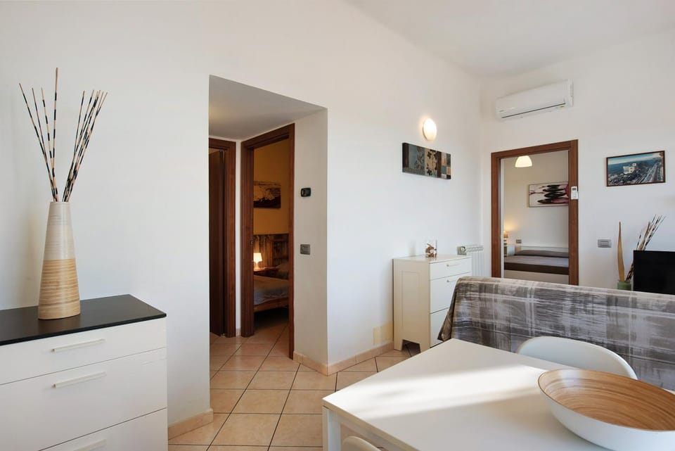 Living room, Bedroom