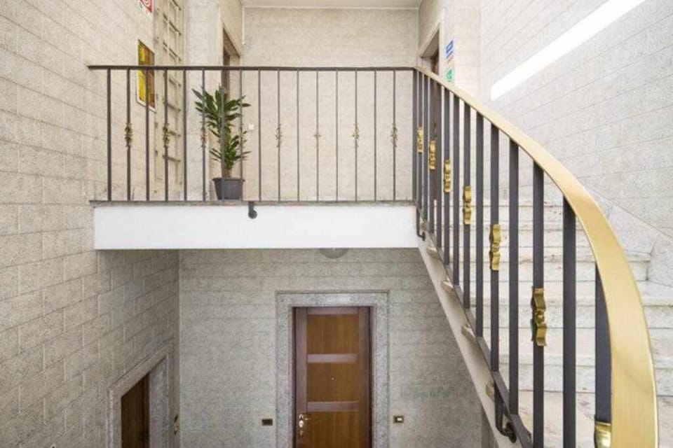 Milano Duomo Suite with lovely terrace Apartment in Milan