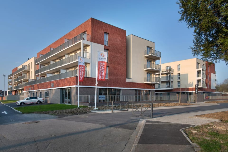 DOMITYS LES CERNEAUX Apartment hotel in Hauts-de-France