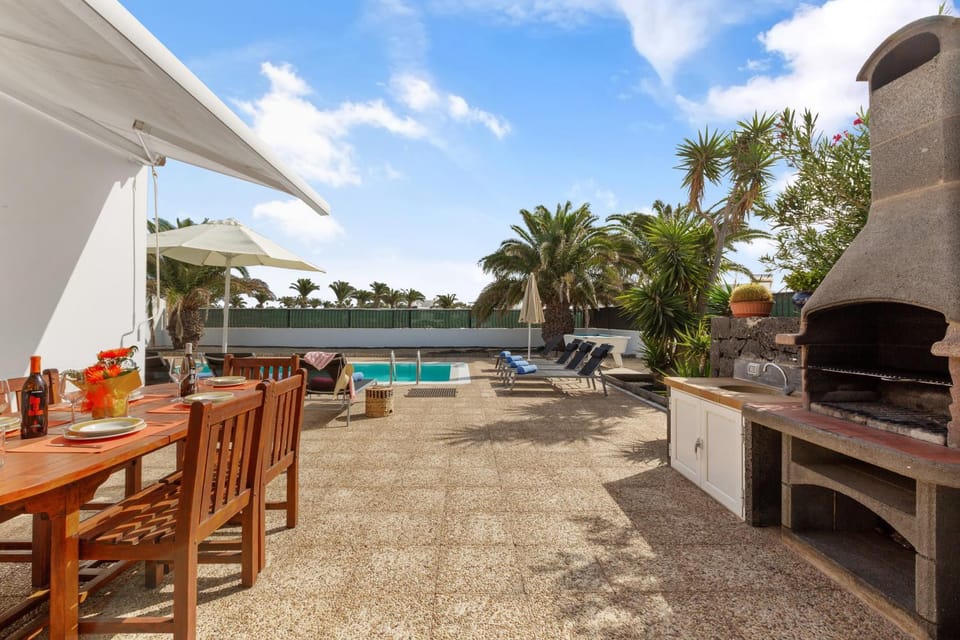 Lanzarote Villa Irina Marina Rubicón Villa in Playa Blanca
