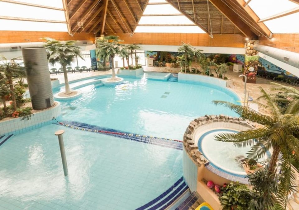 Other, Swimming pool