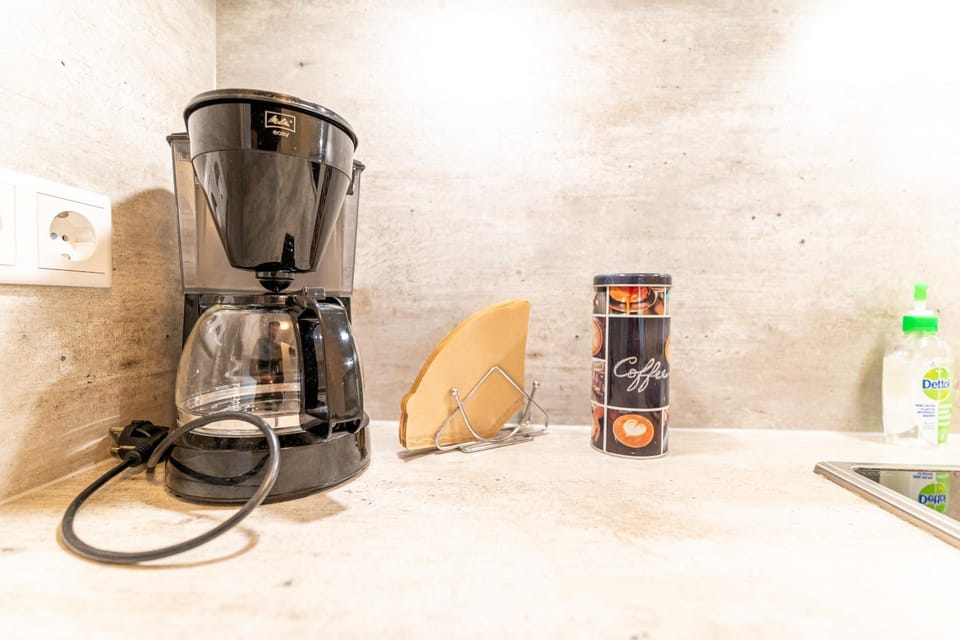 Coffee/tea facilities, Kitchen or kitchenette, kitchen