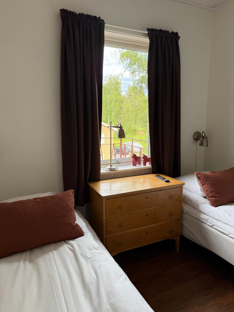 Bed, Decorative detail, Bedroom
