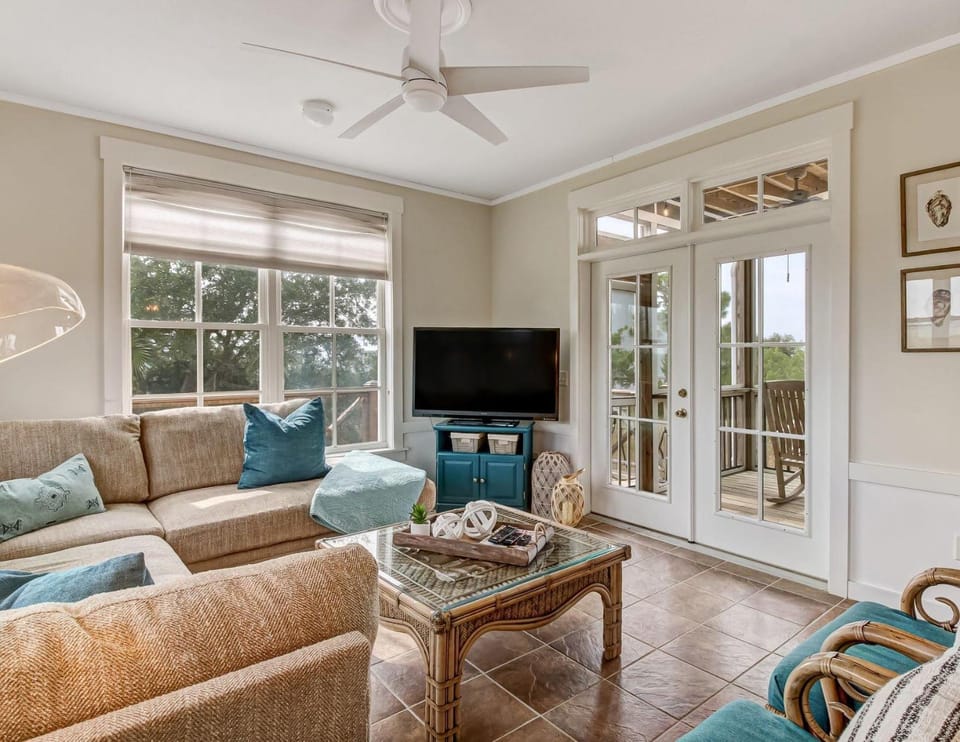 North Beach Outlook House in Tybee Island