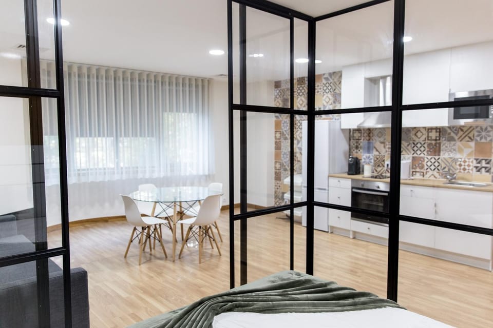 Communal lounge/ TV room, Kitchen or kitchenette, Living room, Dining area