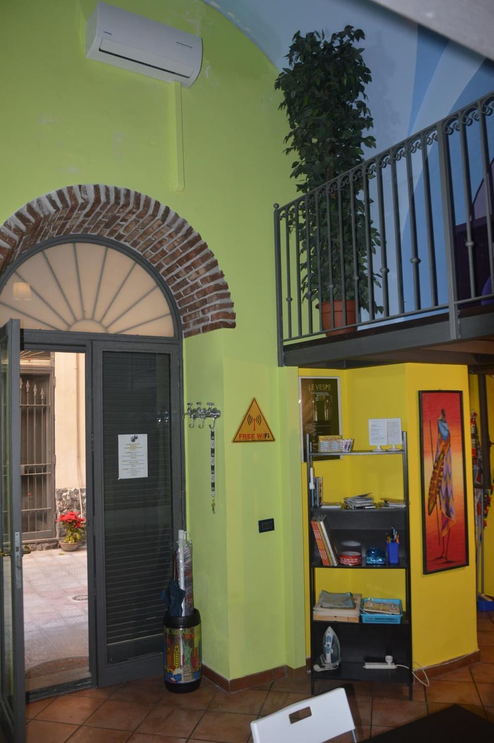 Facade/entrance