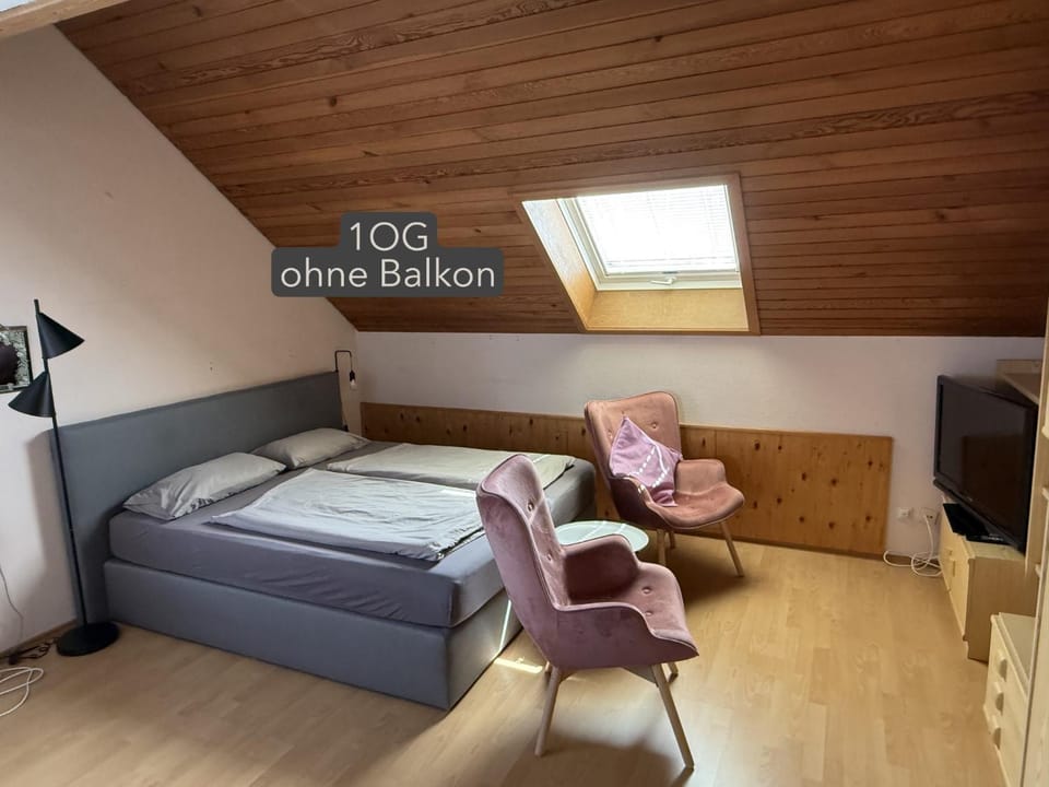 Living room, Bedroom