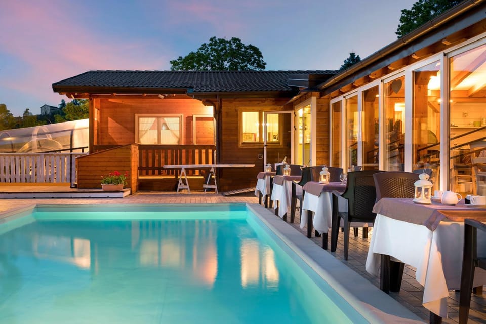 Glamping Villaggio Parco Dei Castagni 4 stelle Campground/ 
RV Resort in Emilia-Romagna