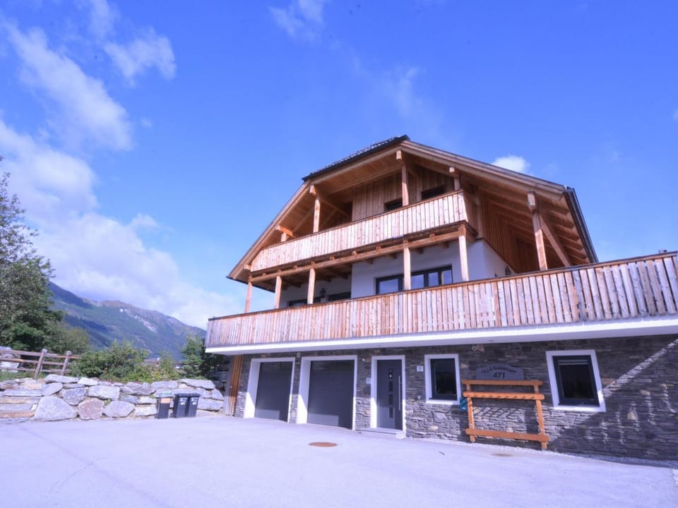Property building, Summer