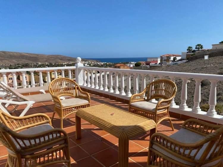 Sol y Mar Apartment in Maxorata