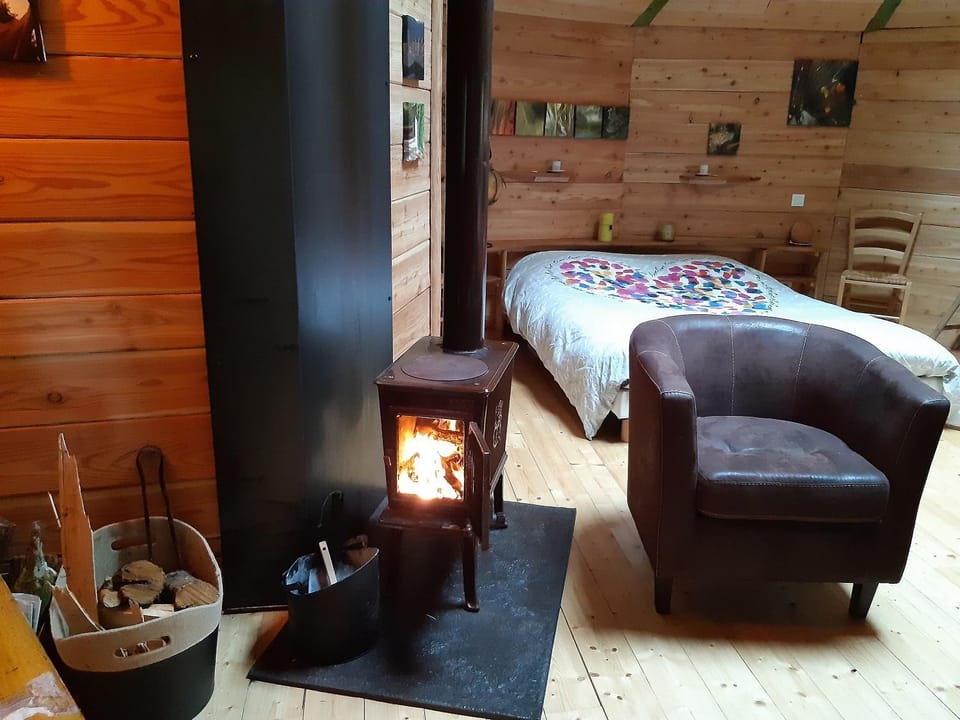 Property building, Fishing, Horse-riding, Hiking, Cycling, Family, flat iron
