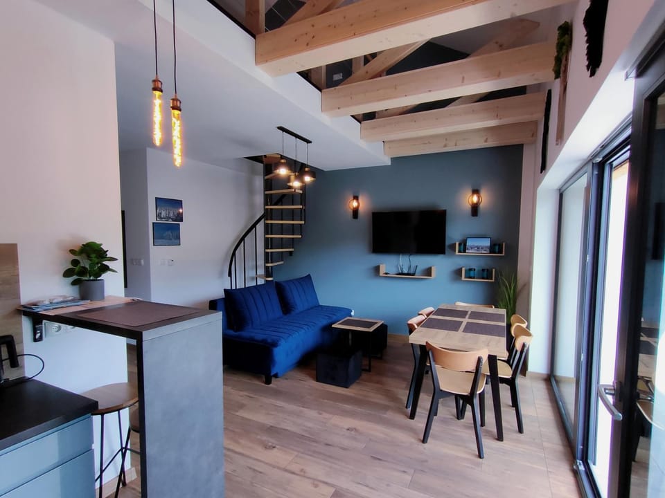 Balcony/Terrace, Balcony/Terrace, Kitchen or kitchenette, Living room, Mountain view, Mountain view