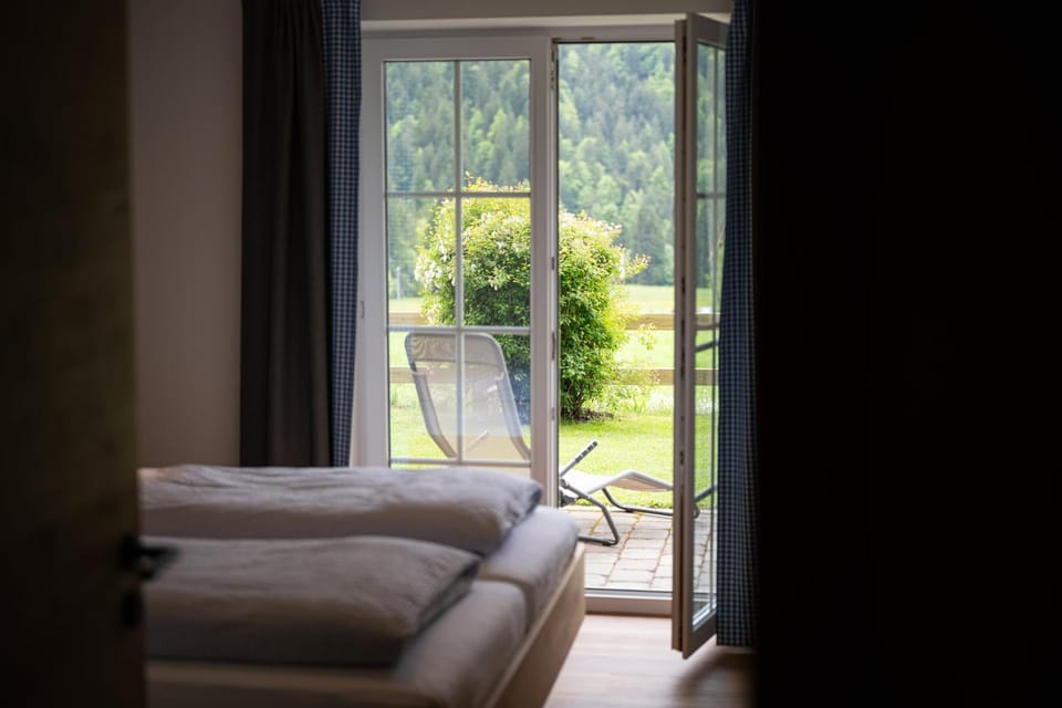 Alpenrösle Ferienwohnungen - Berge - Ruhe - Traumaussicht, 2- und 3-Raum-Wohnungen, Panoramasauna Apartment in Oberstdorf