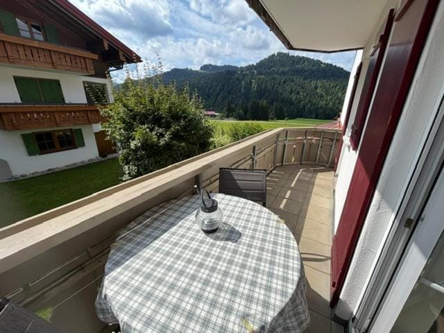 Alpenrösle Ferienwohnungen - Berge - Ruhe - Traumaussicht, 2- und 3-Raum-Wohnungen, Panoramasauna Apartment in Oberstdorf