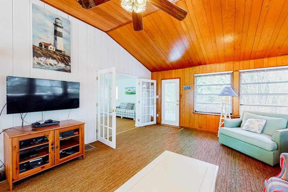 The Canal -- 337 Sandpiper House in Bethany Beach