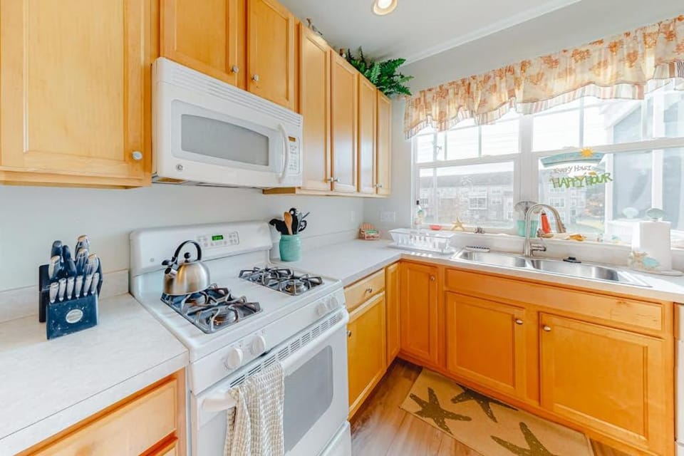 Kensington Court -- 32759 Kensington House in Ocean View
