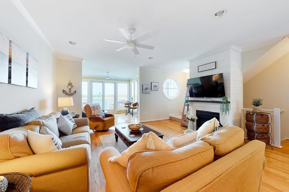 Bayville Shores -- 38221 Tidewater Court House in Swann Keys