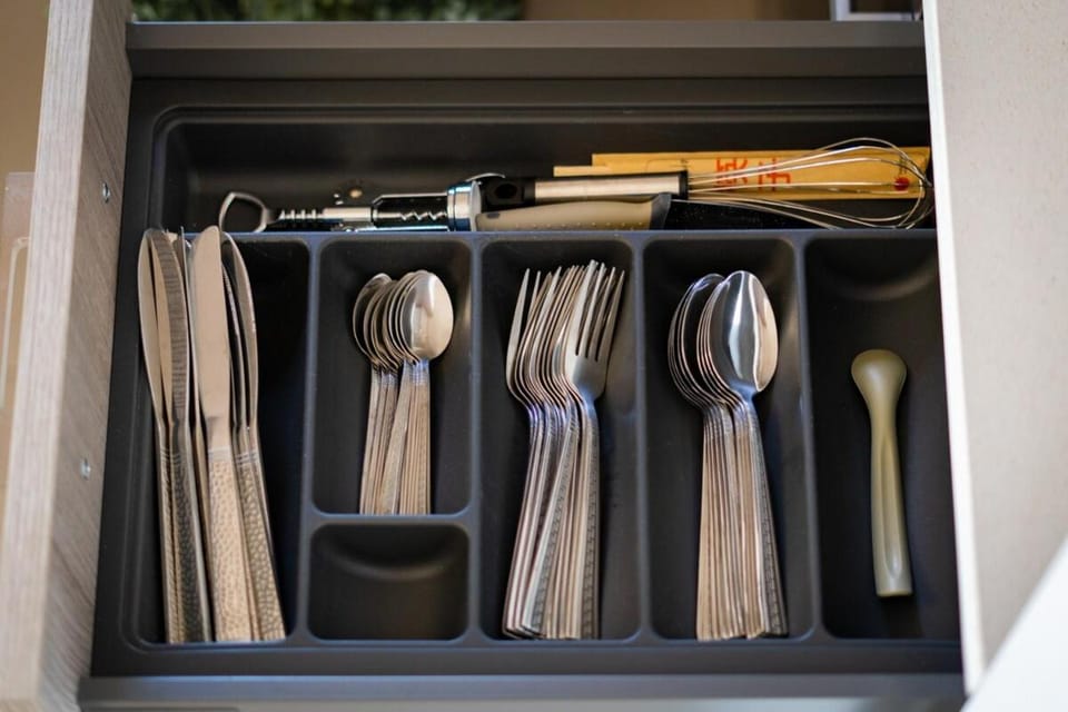 Majestic Sunset Salt Lake Views 300m from beach Apartment in Larnaca