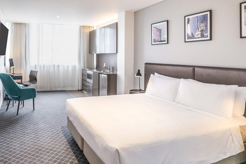 Kitchen or kitchenette, Bedroom