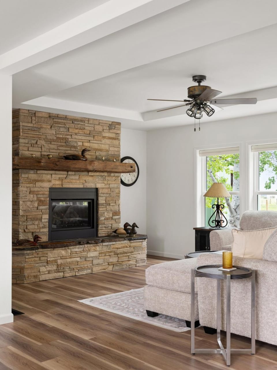 TV and multimedia, Living room, fireplace