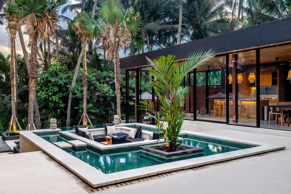 Property building, Day, Natural landscape, View (from property/room), Seating area, Garden view, Pool view, Swimming pool, sunbed