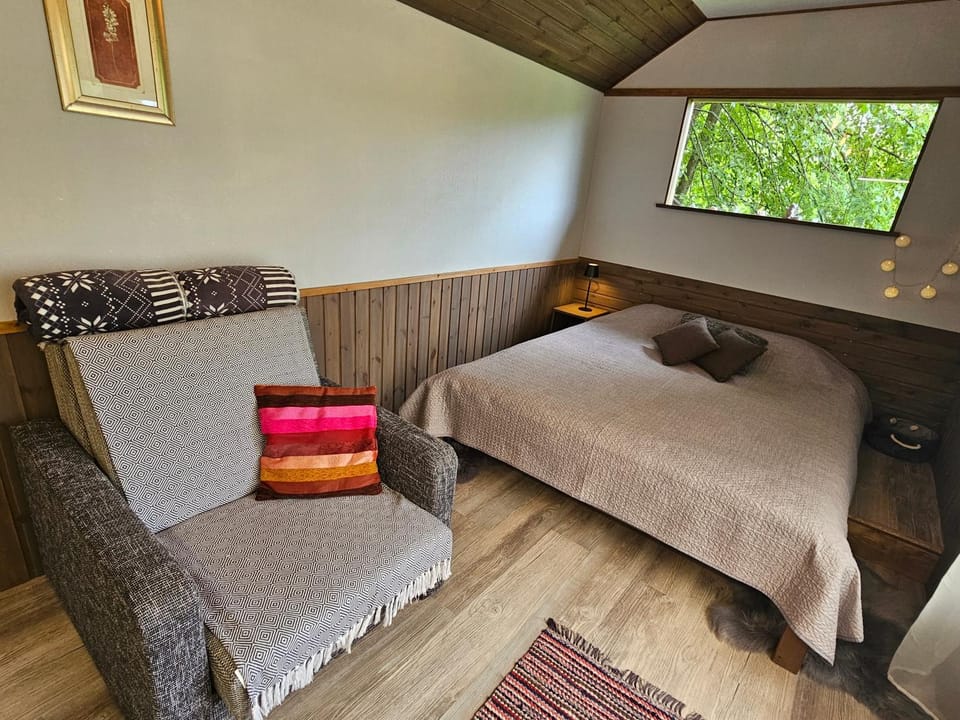 Atpūta namiņā pie jūras Skujiņas House in Latvia