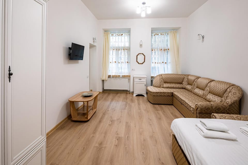 Living room, Bedroom