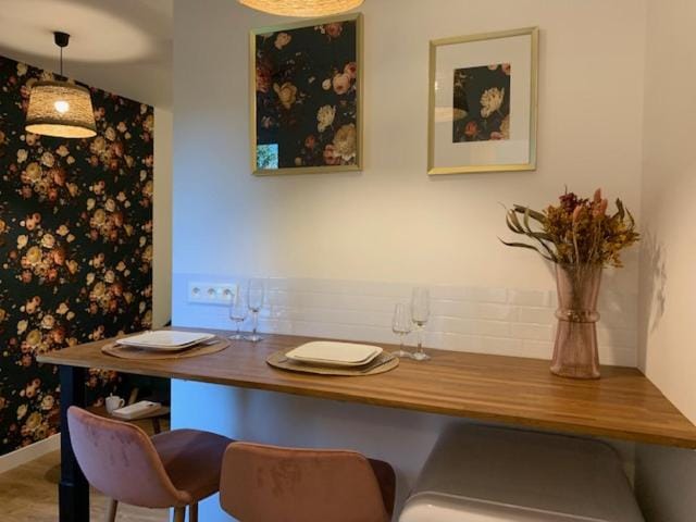 Le RoseGarden Studio au pied de la Gare de Rennes Apartment in Rennes