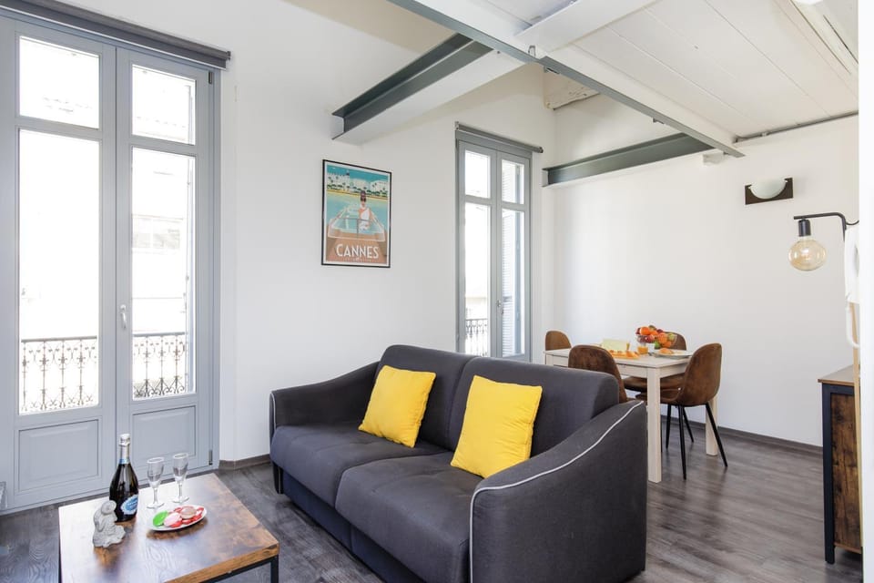 Doris YourHostHelper Apartment in Cannes