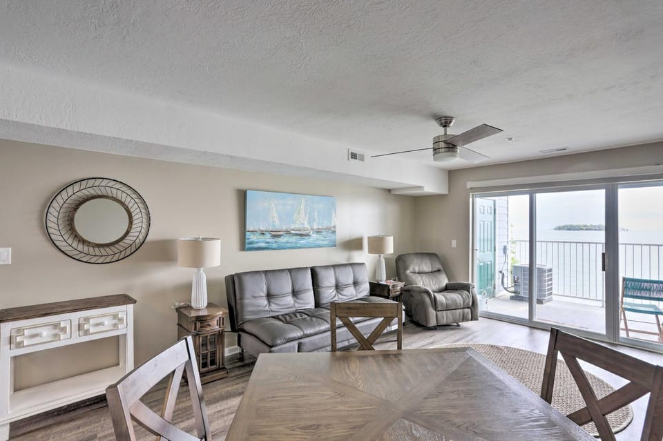 Middle Bass Condo w/ Balcony, Lake Erie Views House in Lake Erie