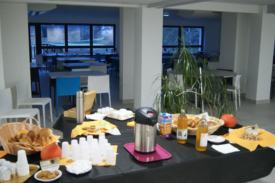 Food and drinks, Food, Breakfast, Buffet breakfast, Drinks