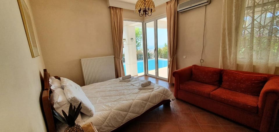 Athenian Luxury Villa in Glyfada Apartment in South Athens