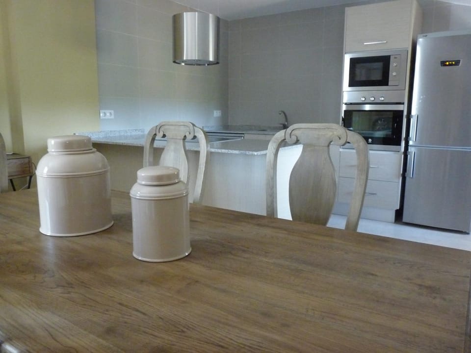 Communal lounge/ TV room, Communal kitchen