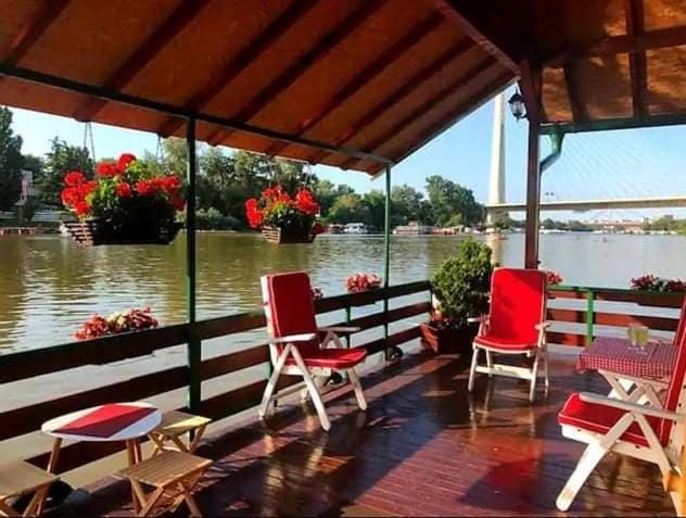 Day, Balcony/Terrace, Balcony/Terrace, Lake view