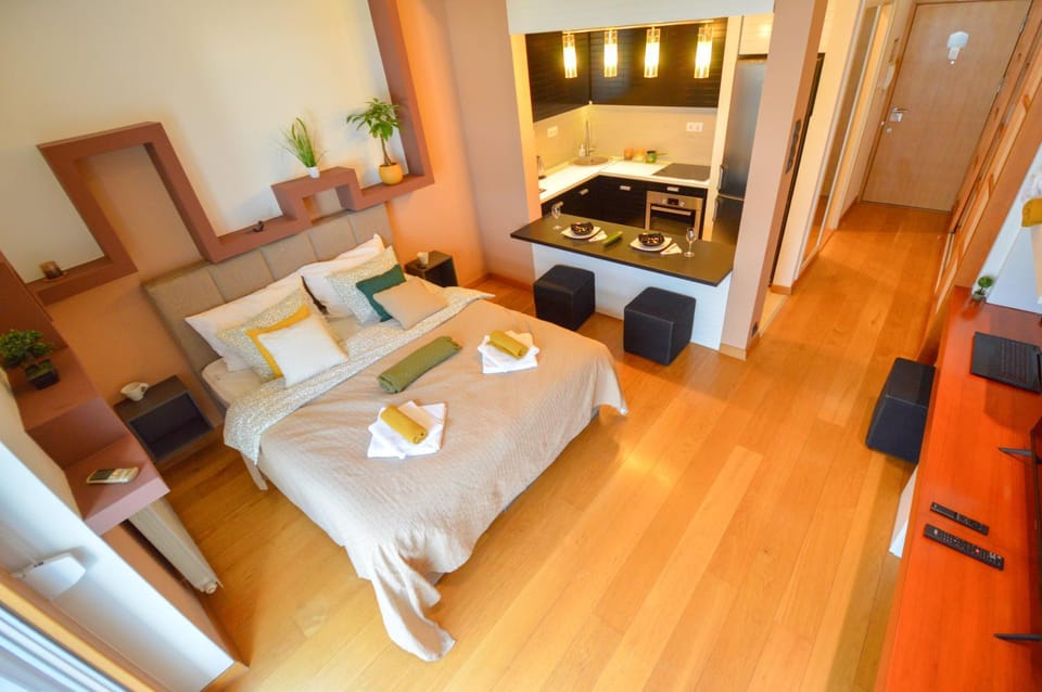 Bed, Living room, Bedroom