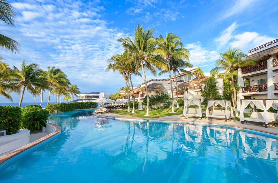 Pool view, Sea view, Swimming pool, Swimming pool