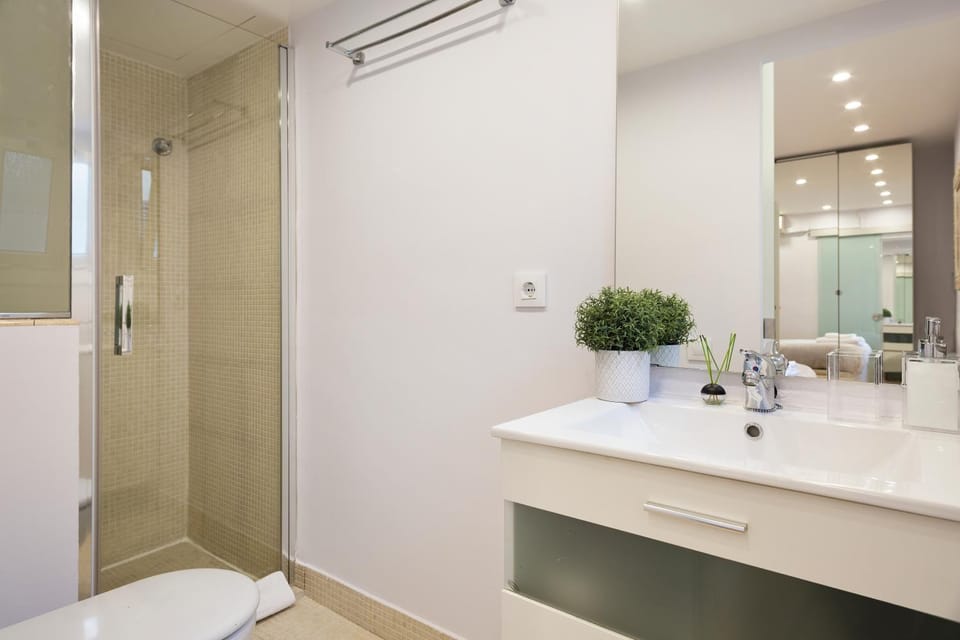 Shower, Bathroom