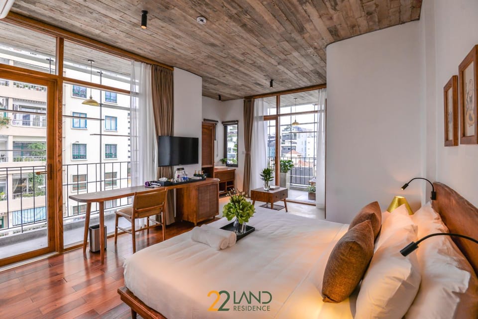 Bed, TV and multimedia, Living room, Photo of the whole room, Seating area, Dining area, Evening entertainment, Bedroom, hair dresser