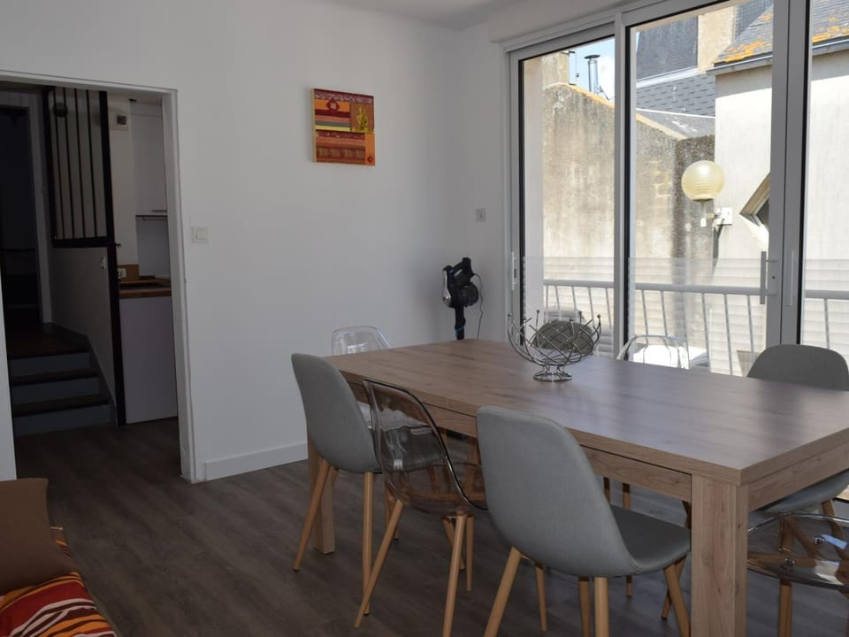Maison 3 étoiles au centre des Sables d'Olonne avec accès plage, Wifi et garage - FR-1-197-519 House in Les Sables-d'Olonne