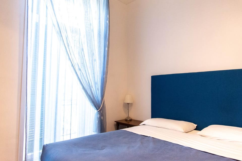 Balcony/Terrace, Decorative detail, Bedroom