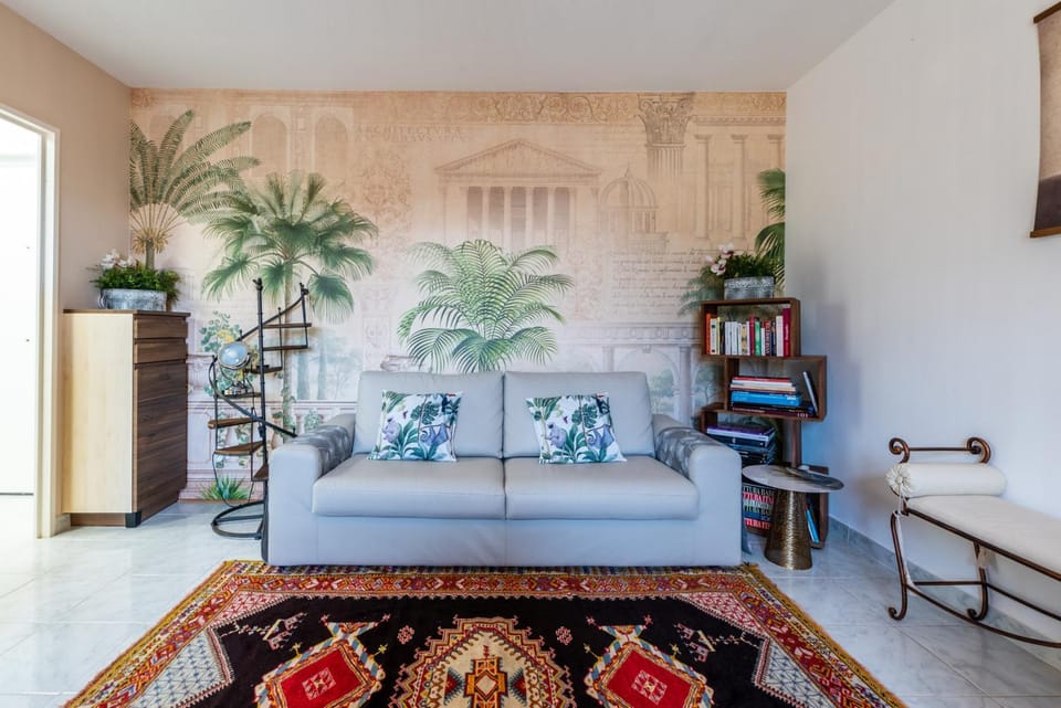 Communal lounge/ TV room, Living room