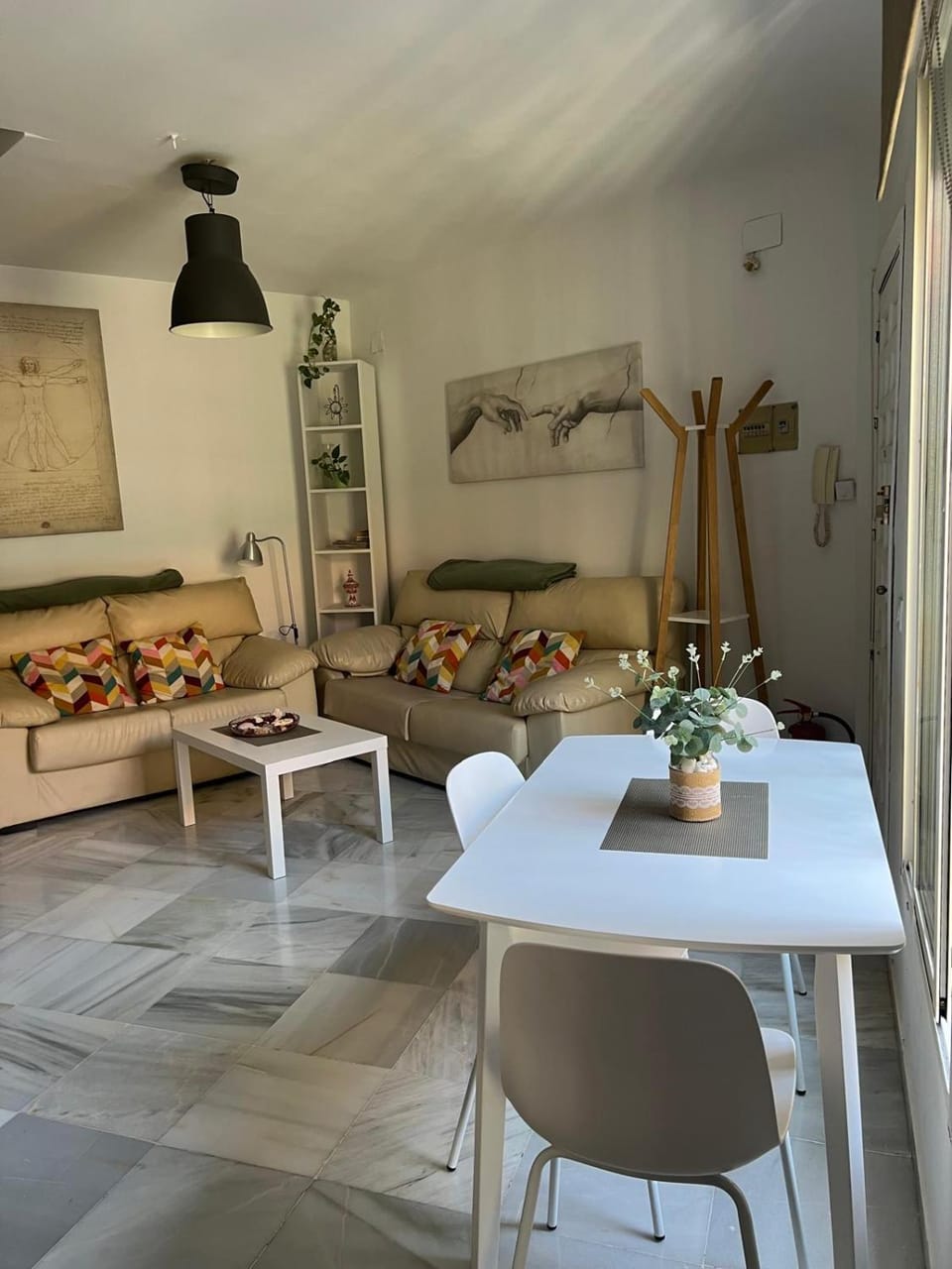 Living room, Dining area